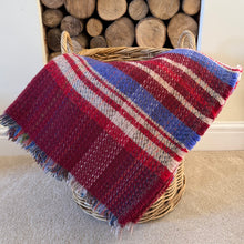 Load image into Gallery viewer, Tweedmill Recycled 100% Wool Throw/Rug/Picnic Blanket Large