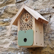 Load image into Gallery viewer, Bee Barn
