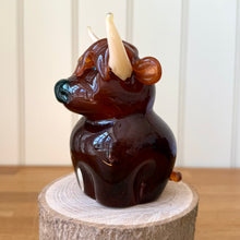 Load image into Gallery viewer, Highland Cow Glass Sculpture Ornament
