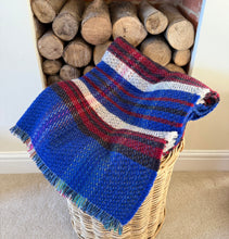 Load image into Gallery viewer, Tweedmill Recycled 100% Wool Throw/Rug/Picnic Blanket Large