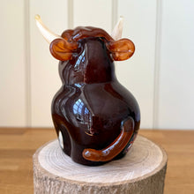 Load image into Gallery viewer, Highland Cow Glass Sculpture Ornament