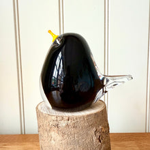 Load image into Gallery viewer, Glass Blackbird  Large Bird Sculpture Ornament