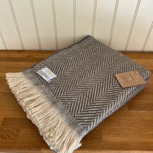 Load image into Gallery viewer, Tweedmill Recycled Wool Chevron Tibet Throw