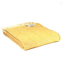 Load image into Gallery viewer, Recycled Wool Chevron Tibet Throw - assorted colours