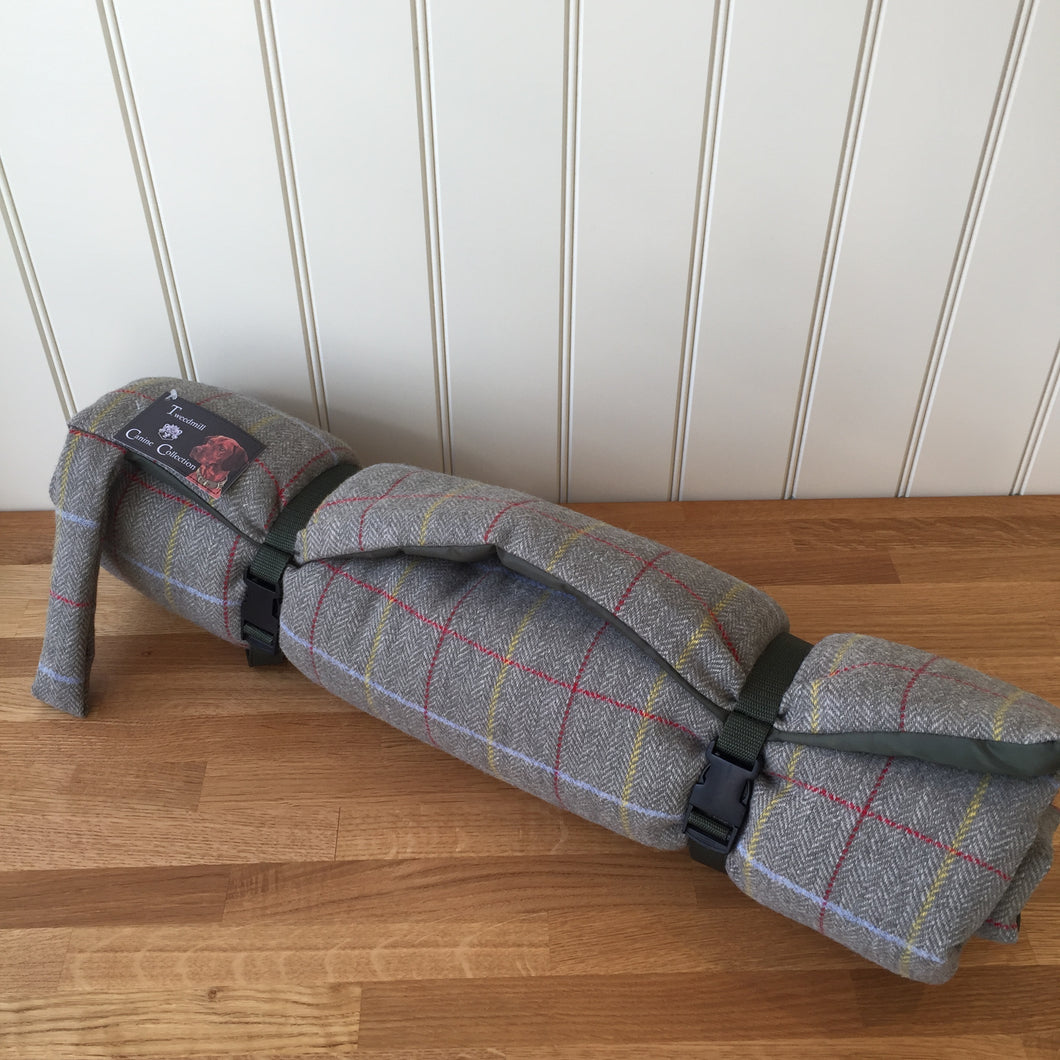 Tweedmill Luxury Dog Travel Bed with Waterproof Base - Grey/Tweed