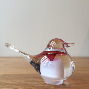 Svaja Basil Bird White/Cherry Glass Ornament Paperweight