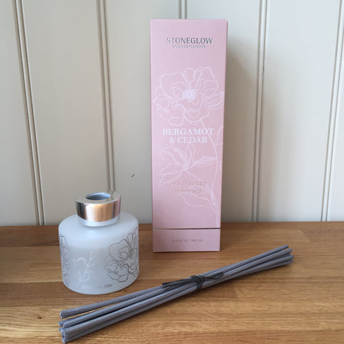 Stoneglow Reed Diffuser Day Flower Collection Bergamot & Cedar