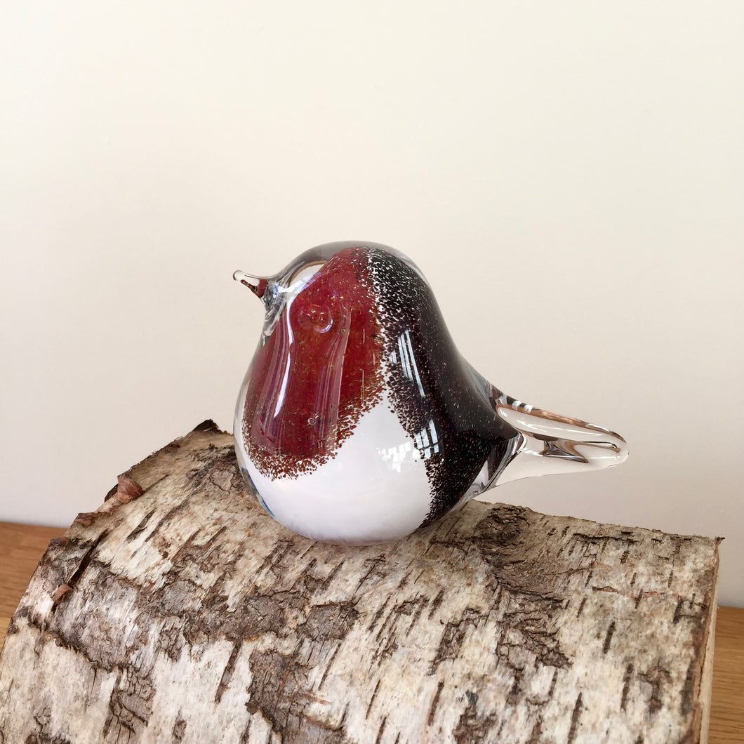 Glass Robin Bird Sculpture/Paperweight Large