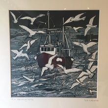 Load image into Gallery viewer, ORIGINAL REDUCTION LINO CUT ART &quot;HEADING HOME&quot; FRAMED IN SOLID OAK 4/10