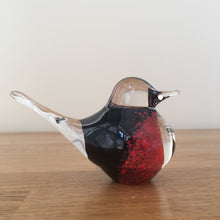 Load image into Gallery viewer, Svaja Basil Bird Black/Red Glass Ornament Paperweight