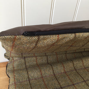 Tweedmill Luxury Dog Travel Bed with Waterproof Base - Olive/Tweed