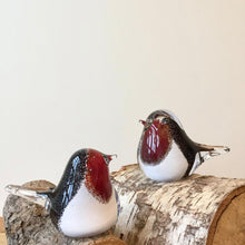 Load image into Gallery viewer, Glass Robin Pair Bird Sculpture Ornament