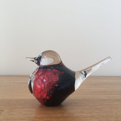 Svaja Basil Bird Black/Red Glass Ornament Paperweight