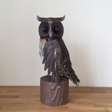 Load image into Gallery viewer, Archipelago Owl Metal Garden Bird Sculpture