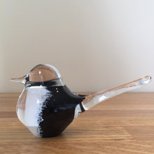 Load image into Gallery viewer, Svaja Basil Bird  Black/White Glass Ornament Paperweight