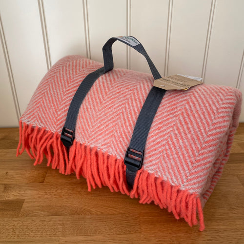 Tweedmill Polo Picnic Rug with Waterproof Backing and Carry Strap - Herringbone Flamingo/Grey