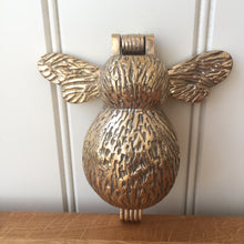 Load image into Gallery viewer, Bumble Bee Solid Brass Door knocker Country Cottage Style