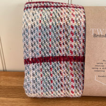 Load image into Gallery viewer, Tweedmill Recycled 100% Wool Throw/Rug/Picnic Blanket Small